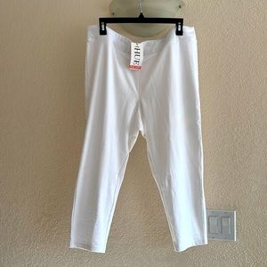 Hue Womens Plus Size 1X Soft Cotton Blend Capri Length Leggings White U20482Q